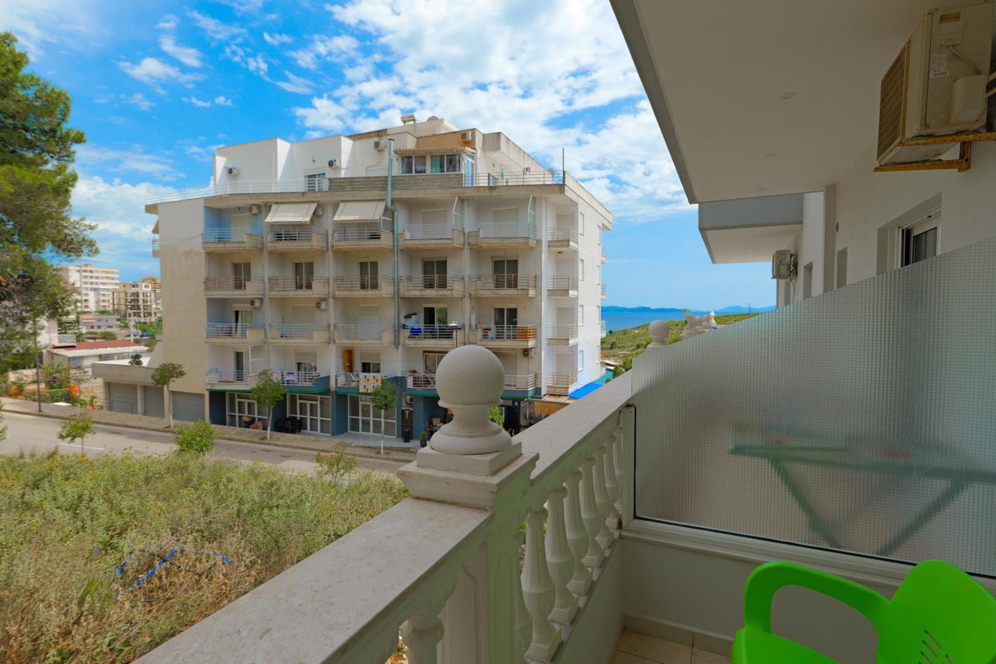 Vila Marina Apartments Sarandë Eksteriør billede