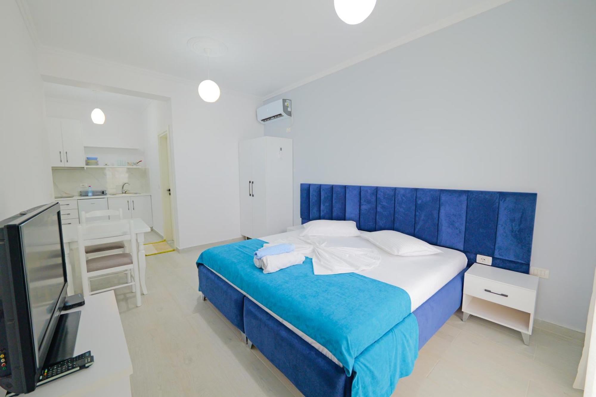 Vila Marina Apartments Sarandë Eksteriør billede