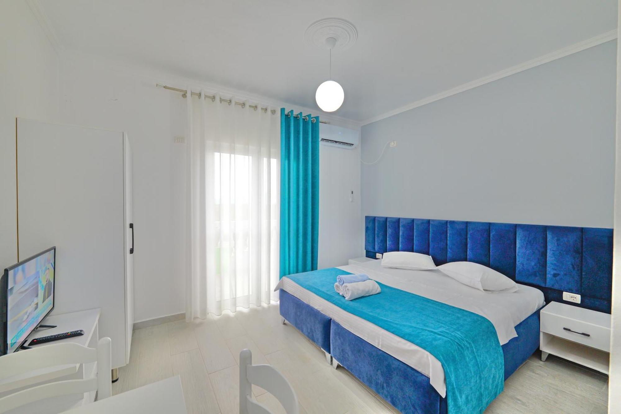 Vila Marina Apartments Sarandë Eksteriør billede