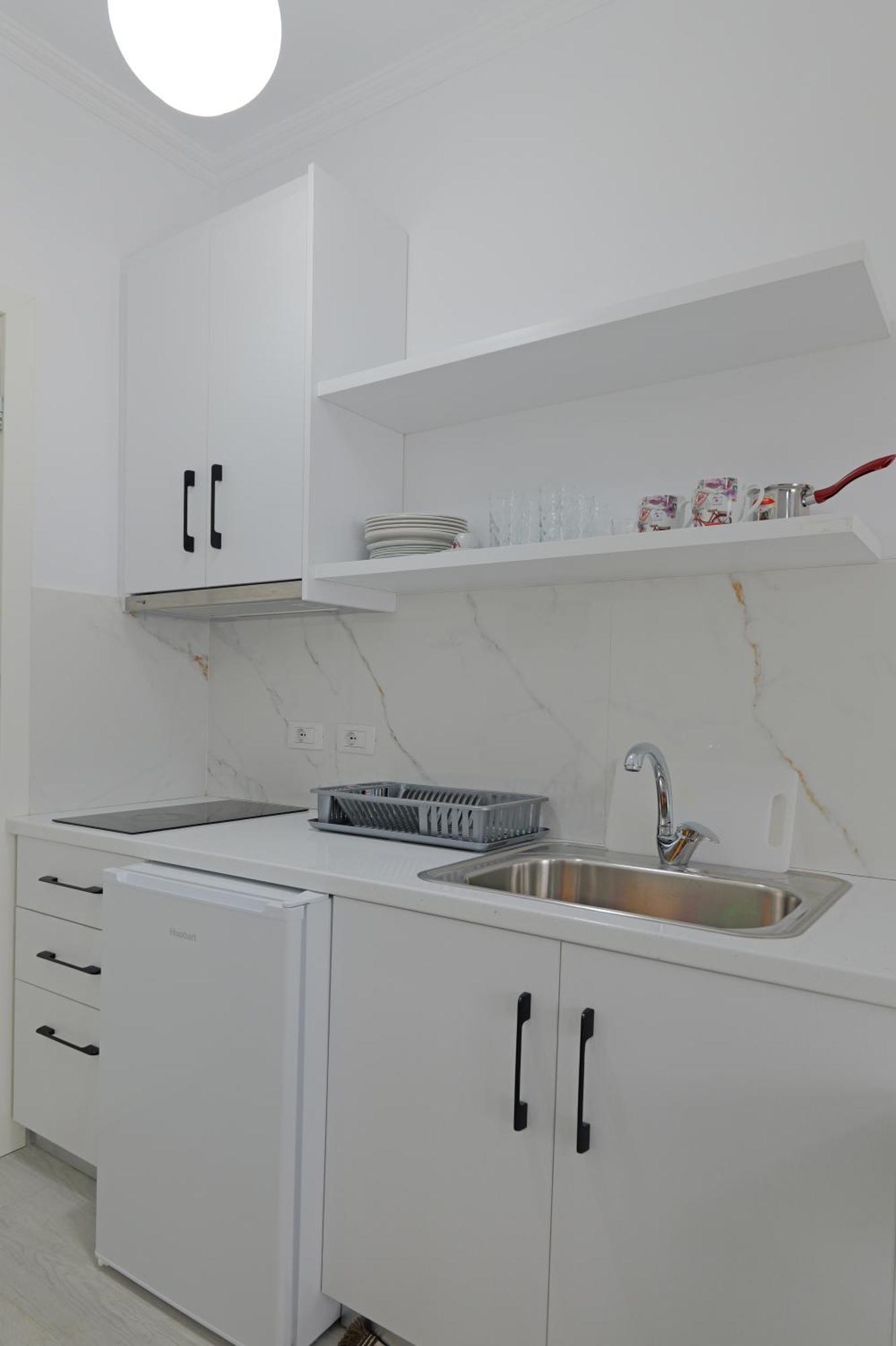 Vila Marina Apartments Sarandë Eksteriør billede
